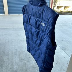XL North Face Puffer Vest