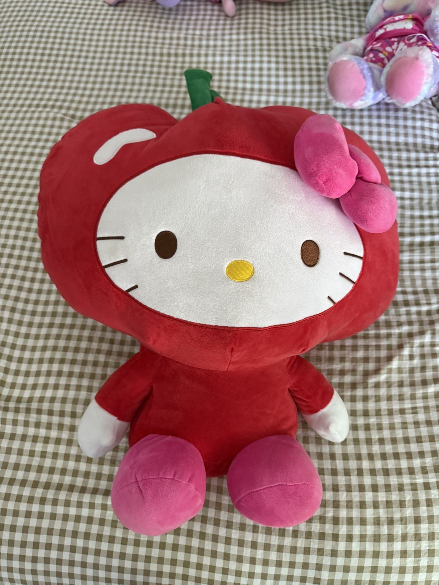 Big Hello Kitty Plushie 