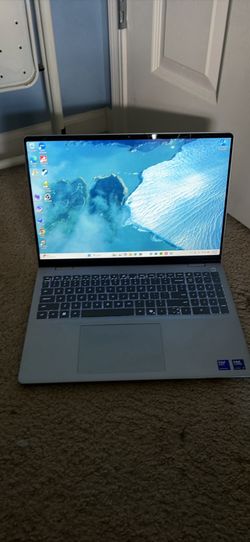 Dell Inspiron 16 Plus - 1TB SSD - Intel Core Ultra (Retails $1250+)