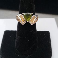 Genuine Versuvinite Ring