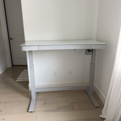 Desk Costco Gray White Tresanti Adjustable Height Sit/Stand Tech Desk, 47.3"L x 23.7"W x 29.4"- 47"H