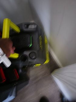 Chordless vacumm cleaner