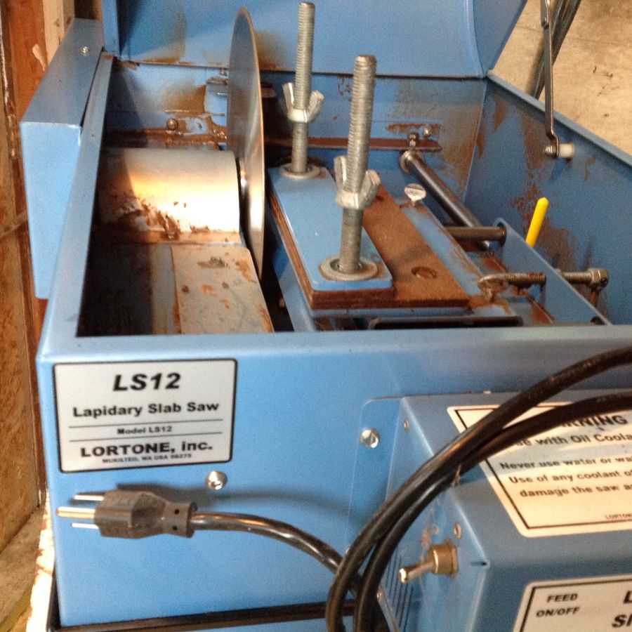 Lortone Ls12 lapidary slab saw brand new used less then 10 times for