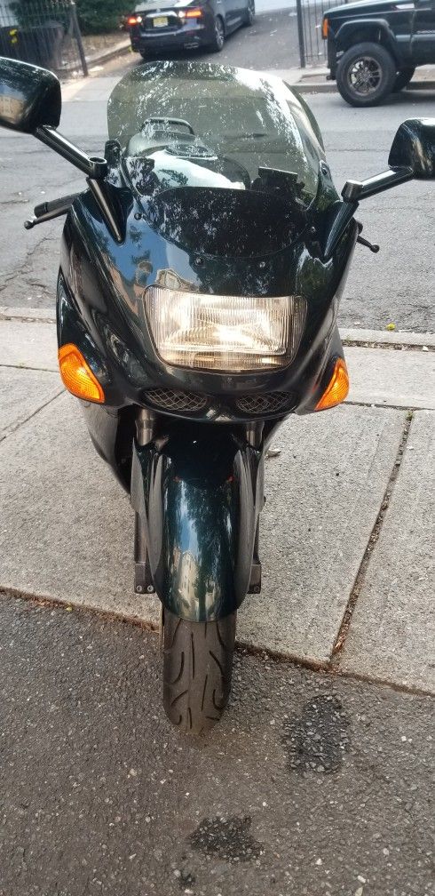 1996 Kawasaki Zx1100 for Sale in Newark, NJ - OfferUp