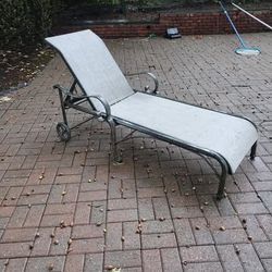 Outdoor Mesh Chaise Lounge Chair