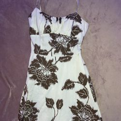 Cream and brown floral print babydoll dress with ruffles at the bottom #fairycore #cottagecore