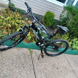 24 Inch H Y P E R Bicycle