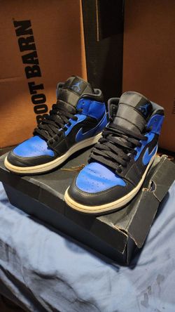 Jordan's 1 mid Black/hyper royal-white  noir