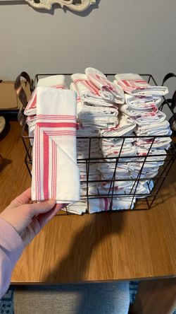 Bistro Napkins - Raspberry 