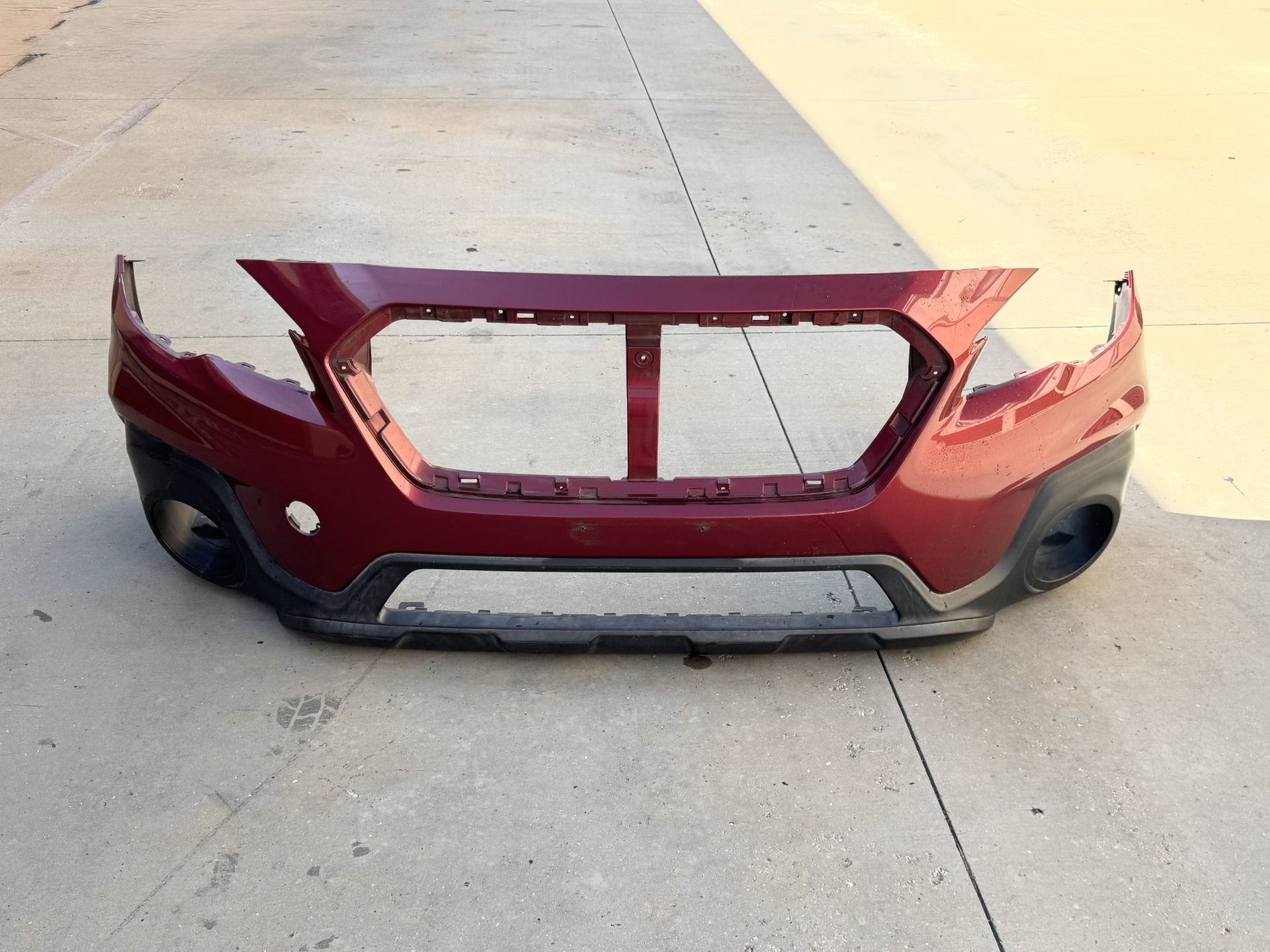 2015 - 2017 SUBARU OUTBACK WAGON FRONT BUMPER COVER OEM