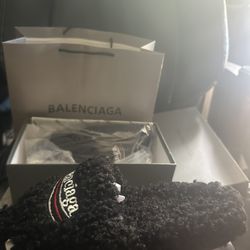 Balenciaga Slides 