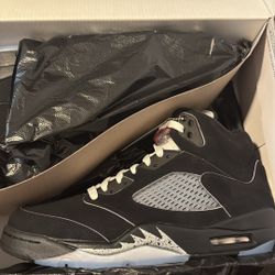 Retro 5 Metallic sz 10