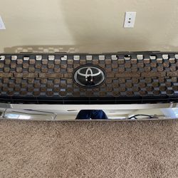 Factory OEM 2018-2021 Toyota Tundra Front Upper Chrome Grill 53101-0C021