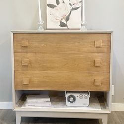 Mcm Dresser 