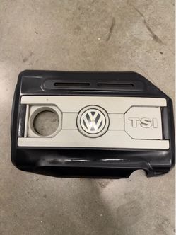 2012 VOLKSWAGEN GTI engine cover oem