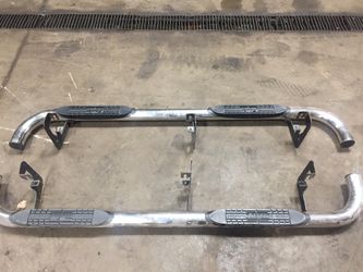 Chevy. GMC. Pick up truck. Raptor. Running boards