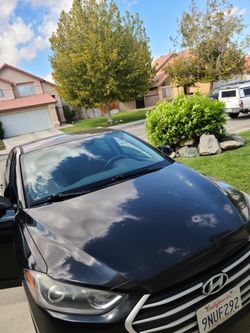 2018 Hyundai Elantra