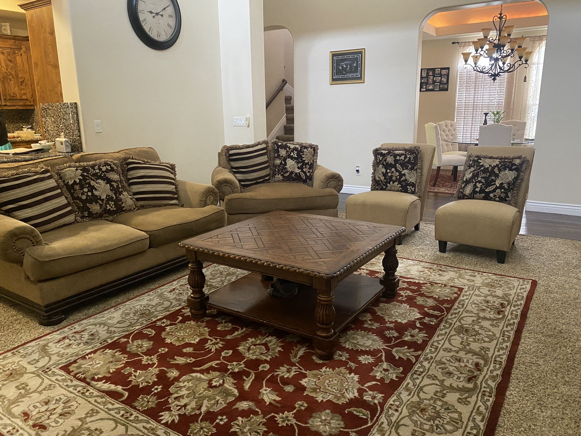 Sofa Set