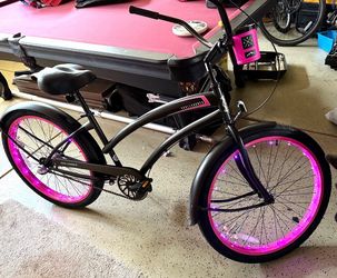 SKULLXBONES  Women's Beach Cruiser   -   FLAT   BLACK/PINK