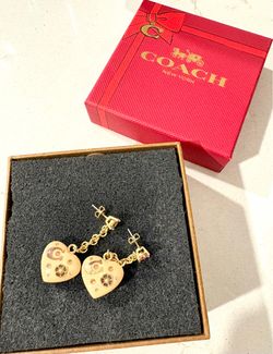 NWT COACH Signature Heart Drop Earring Gold/cream With Coach Dust Bag