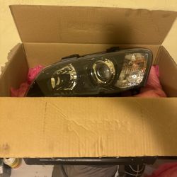 Pontiac G8 Stock Headlights