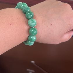 Beautiful Jade Stone Bracelet New For Sale