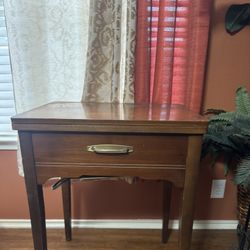 Singer Sewing Machine