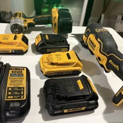 Dewalt 2 Tools 4 Batteries 1 Charger 