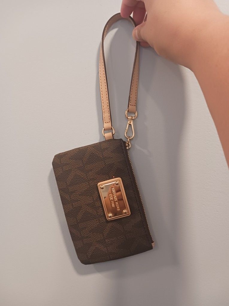 MICHEAL KORS WRISTLET..........πππ