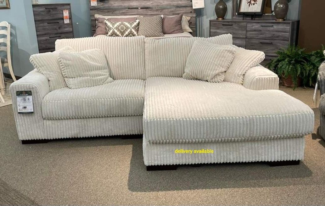 New/ White Oversized Sectional,seccional, Couch// Delivery Available 