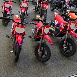 E150 Dirtbikes 