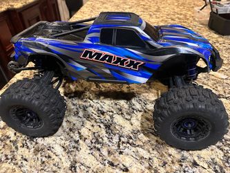 Traxxas maxx
