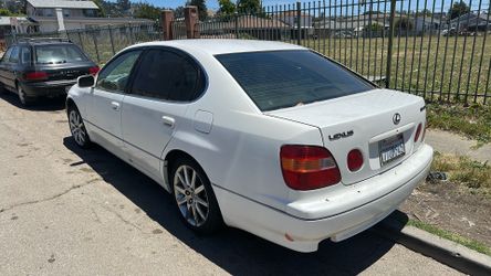 2000 lexs GS 300  6 cylinders