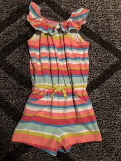 Girl’s size 4t