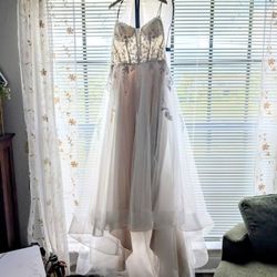 Size 14 Wedding Gown 