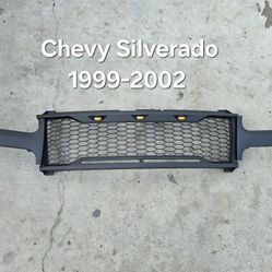 Chevy Silverado 1999-2002 Grille 