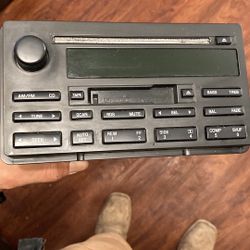 OEM Ford Radio 