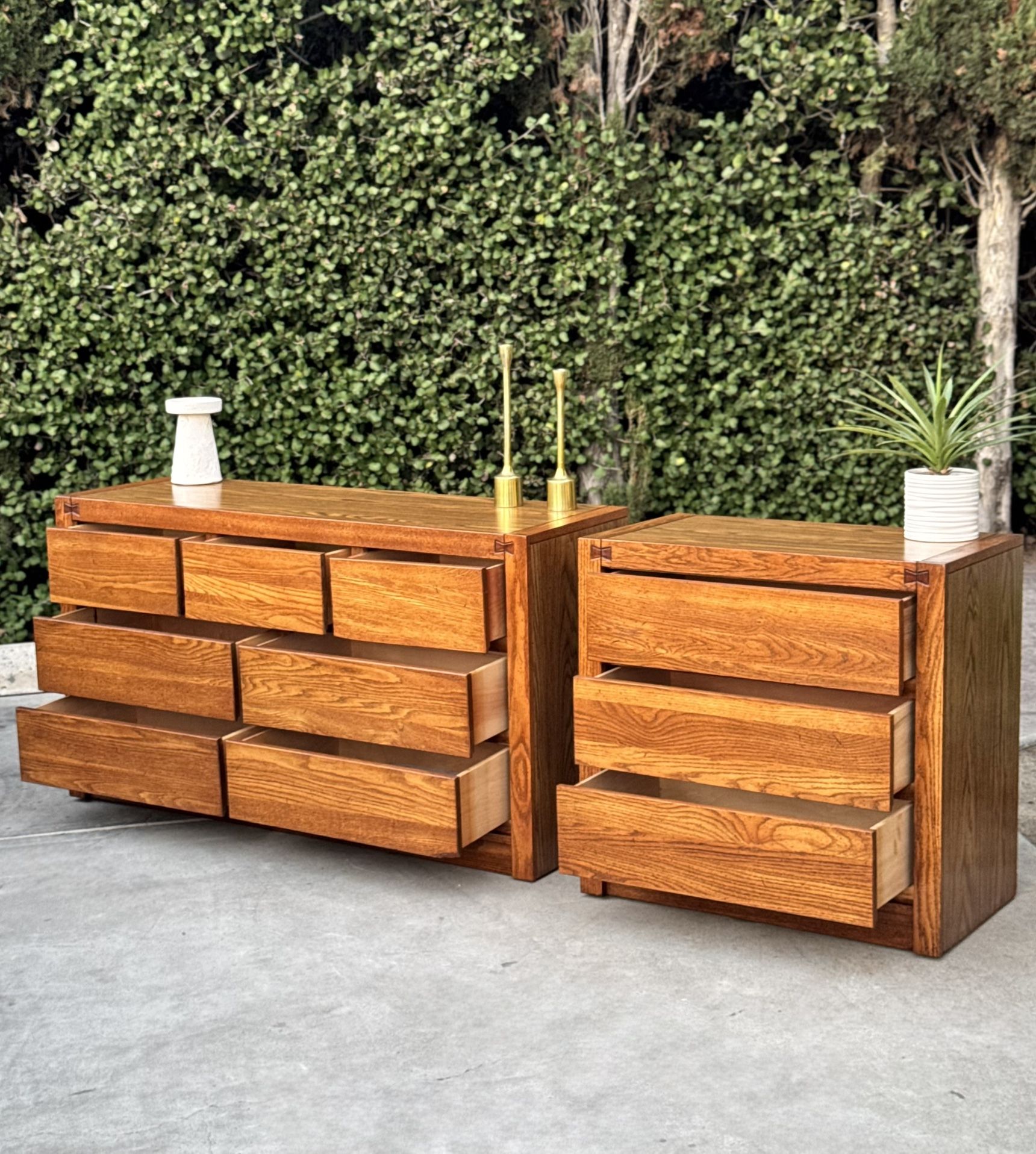 2-Piece Mid Century Modern Vintage Bedroom Set Lowboy Dresser + Chest