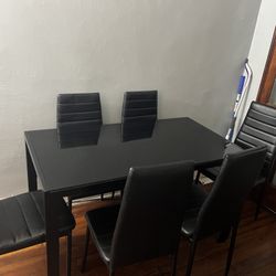 Dining Room Table 
