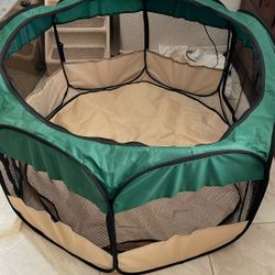 LARGE Dog Playpen. Excellent Condition!!!