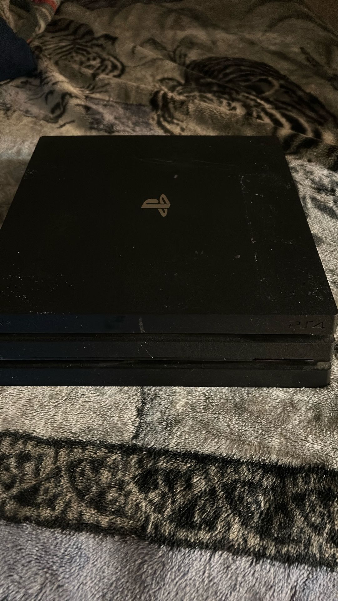 PS4 Pro 
