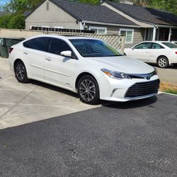 2018 Toyota Avalon Hybrid