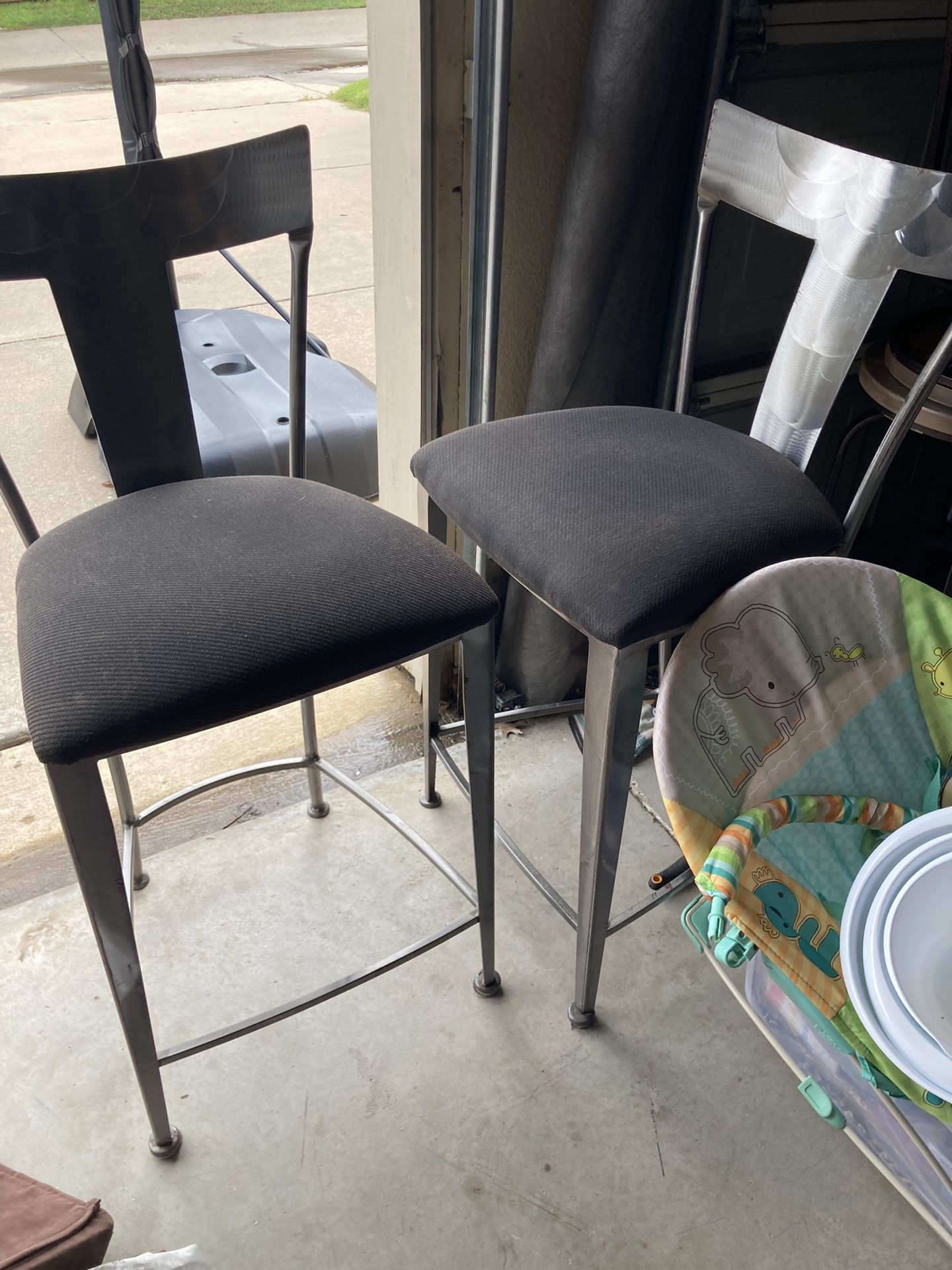 2 Silver Metal Bar Height Chairs With Black Seat 