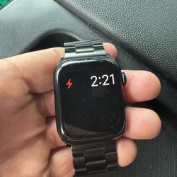 Series 7 Apple Watch 45mm