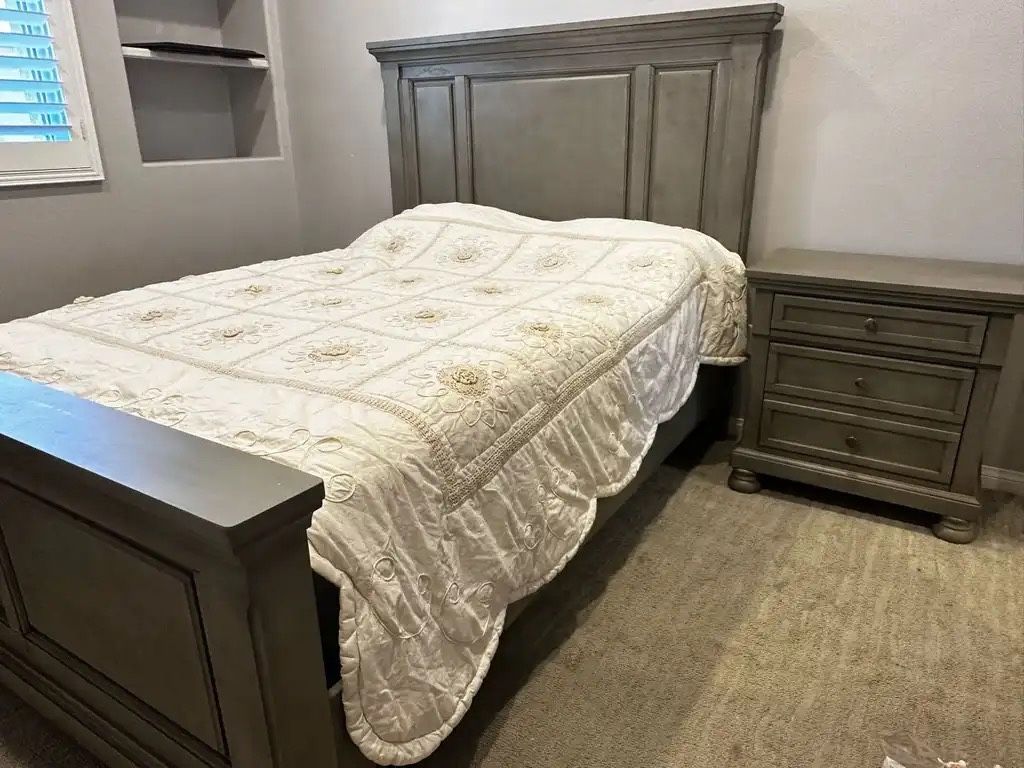Bedroom Set