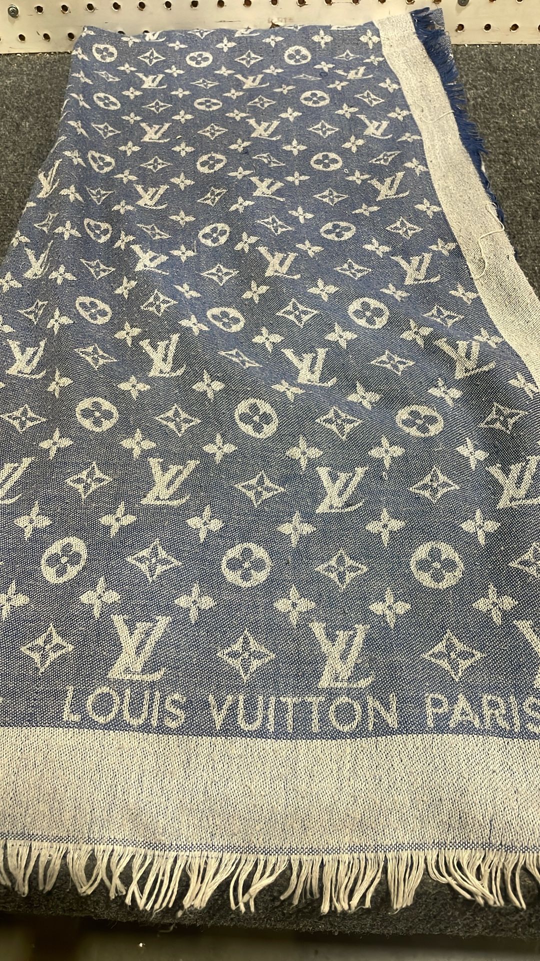Louis Vuitton Scarf