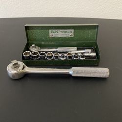 Vintage S-K Ratchet Set