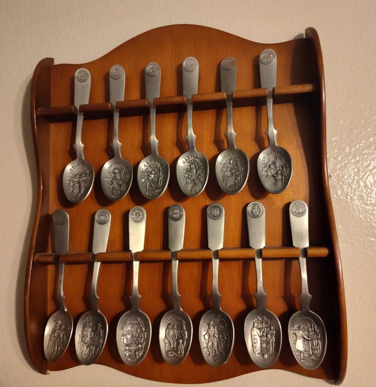 Beautiful 13 Colony Pewter Spoon Set W/Rack