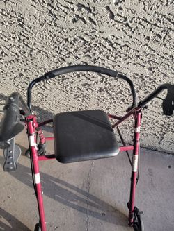 Walker with seat