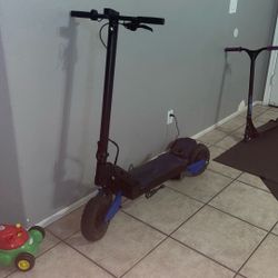 42v, 700w 30miles Of Range Back Wheel Motor E-scooter